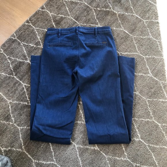 Guess Flare Jeans - Size 27 - Picture 8 of 11